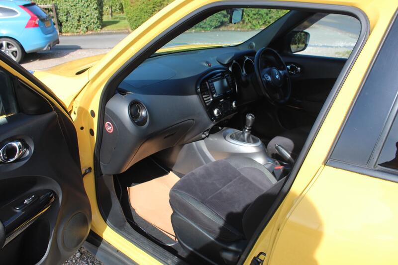 NISSAN JUKE