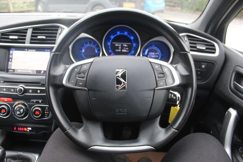 DS AUTOMOBILES DS 4