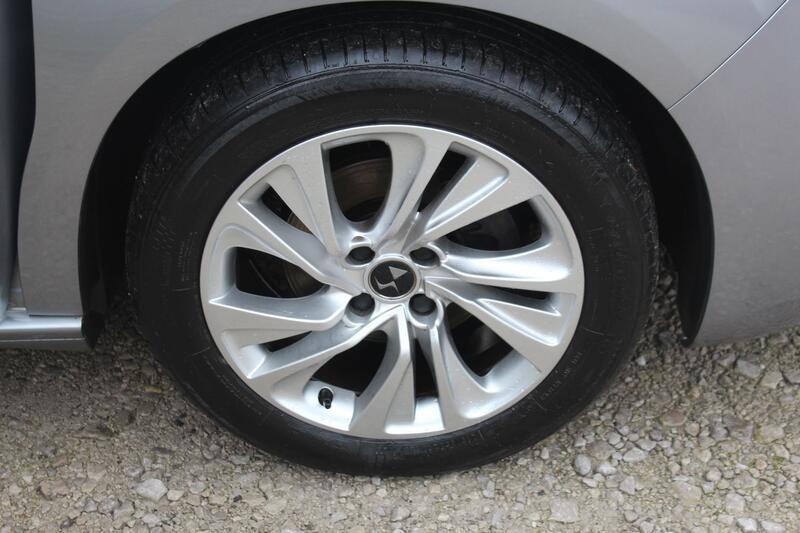 DS AUTOMOBILES DS 4