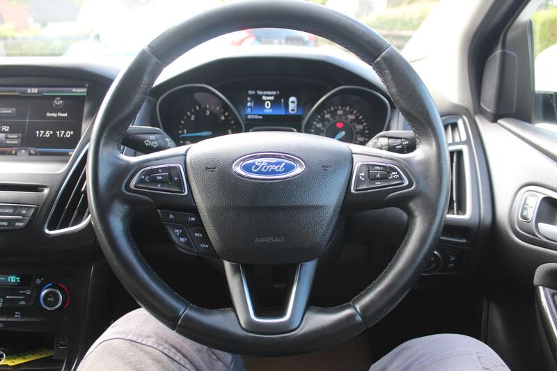 FORD FOCUS