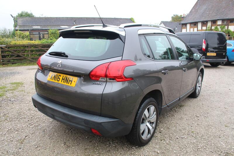 PEUGEOT 2008