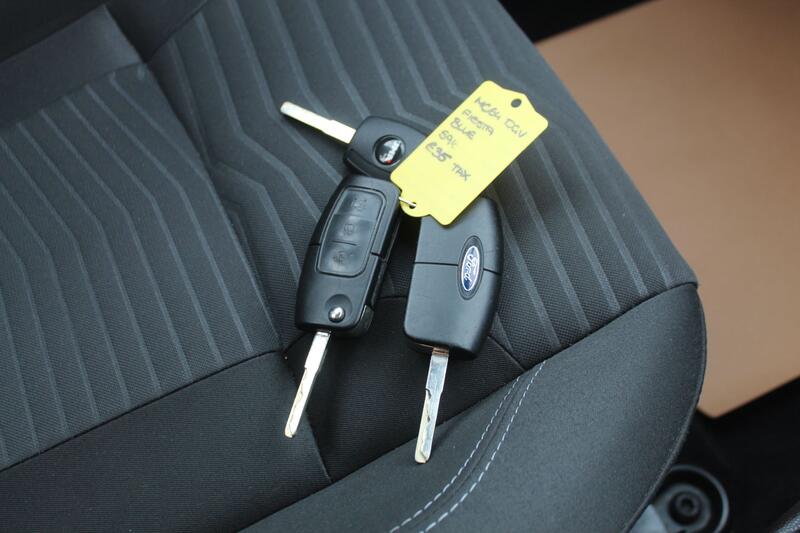 FORD FIESTA