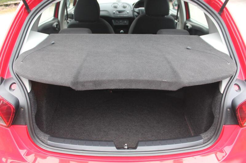 SEAT IBIZA