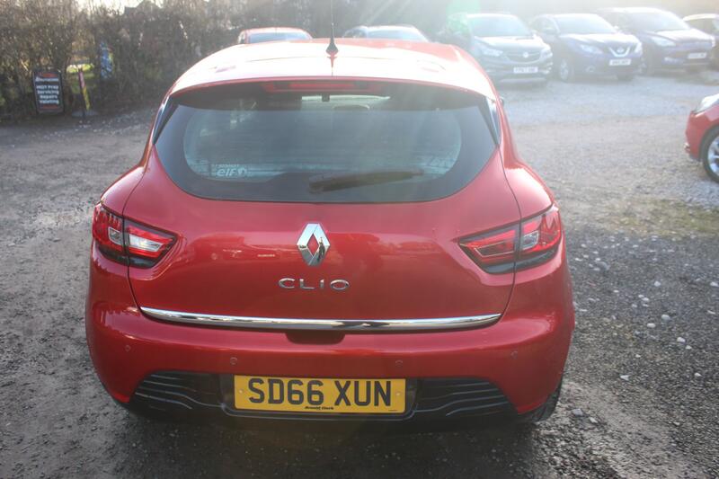 RENAULT CLIO