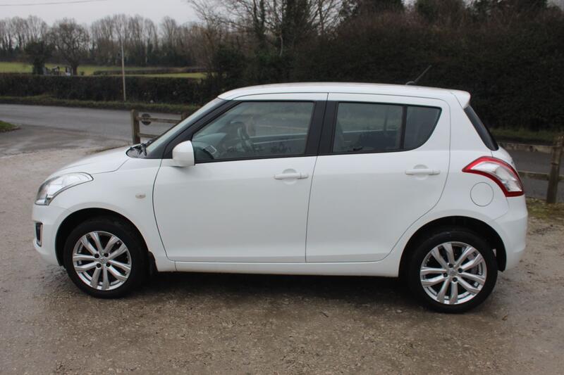 SUZUKI SWIFT