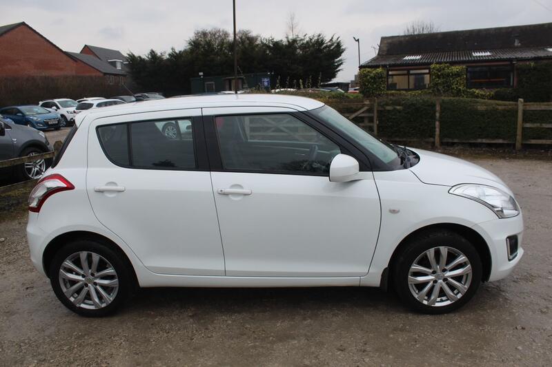 SUZUKI SWIFT