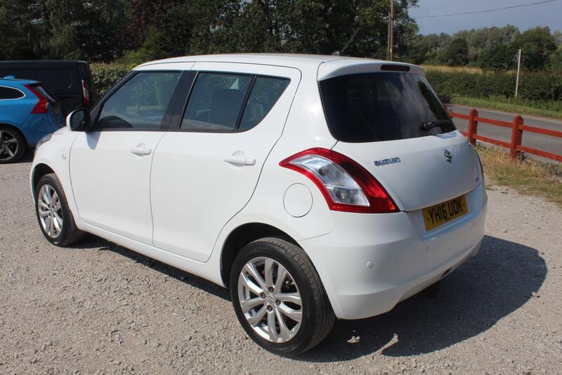 SUZUKI SWIFT