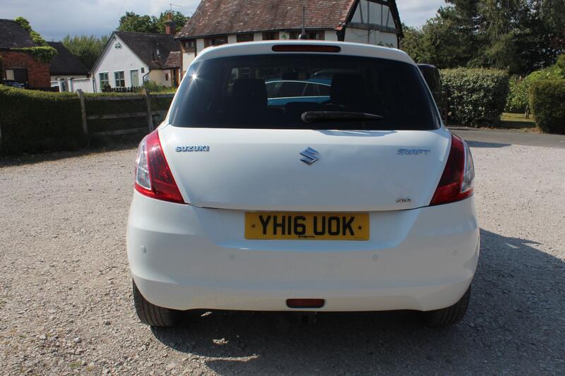 SUZUKI SWIFT