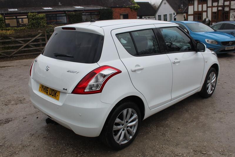SUZUKI SWIFT