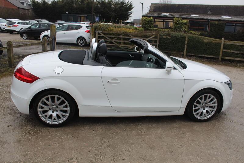 AUDI TT