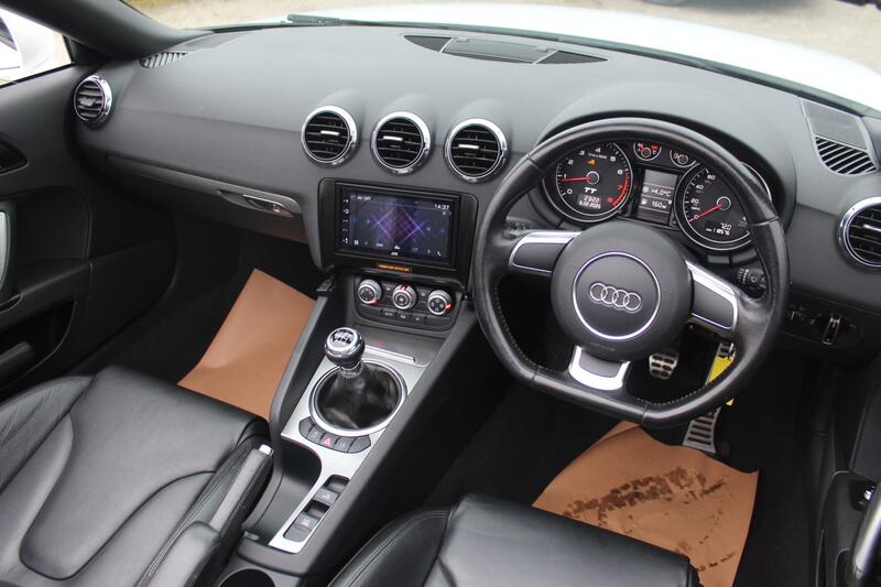 AUDI TT