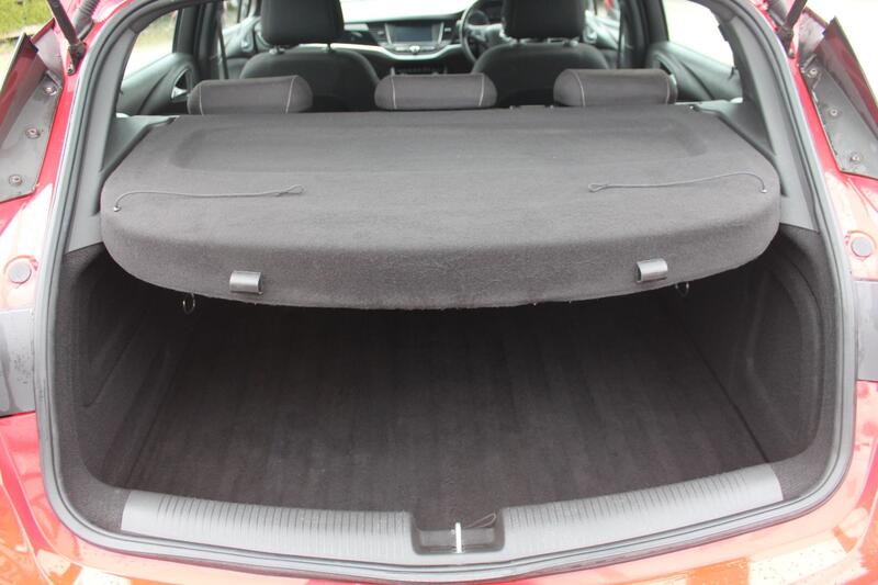 VAUXHALL ASTRA