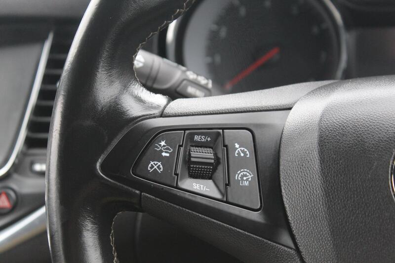 VAUXHALL ASTRA