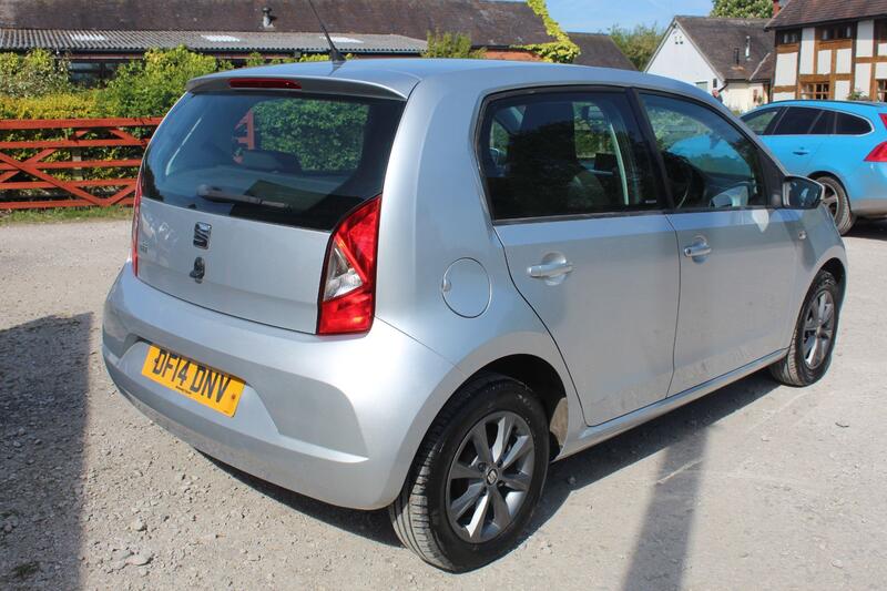 SEAT MII