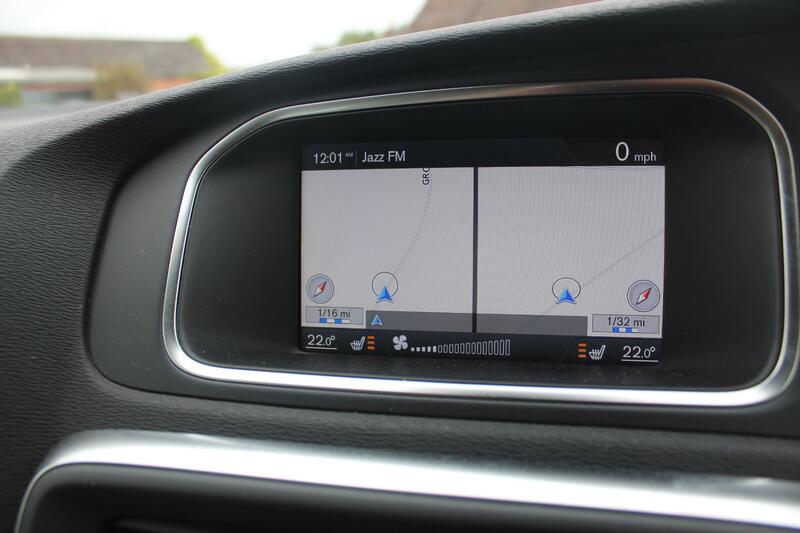 VOLVO V40